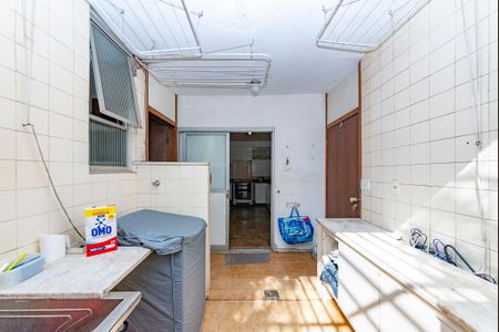 Casa à venda com 355m², 4 quartos e 3 vagasÁrea de Serviço