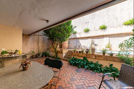 Casa à venda com 355m², 4 quartos e 3 vagasVaranda da Sala