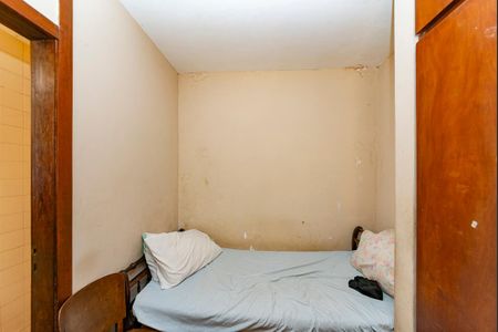 Casa à venda com 355m², 4 quartos e 3 vagasQuarto de Serviço