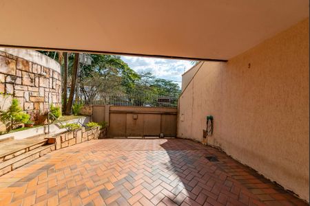 Casa à venda com 355m², 4 quartos e 3 vagasGaragem