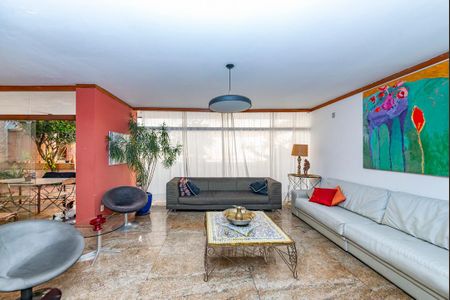 Sala 2 de casa para alugar com 4 quartos, 355m² em Santa Lúcia, Belo Horizonte