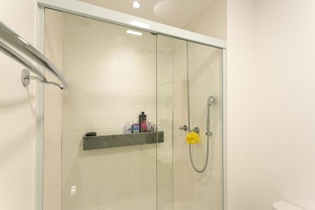 Apartamento à venda com 88m², 3 quartos e 1 vaga Apartamento à venda com 88m², 3 quartos e 1 vagaBanheiro Social