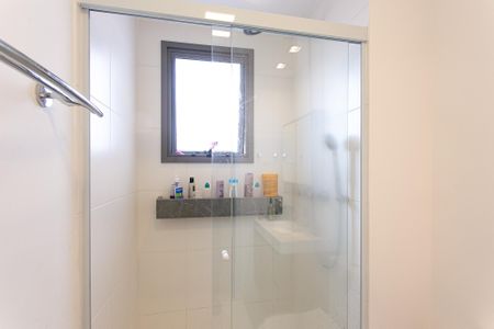Apartamento à venda com 88m², 3 quartos e 1 vaga Apartamento à venda com 88m², 3 quartos e 1 vagaBanheiro da Suíte