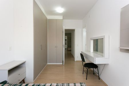 Apartamento à venda com 74m², 2 quartos e 2 vagasSuíte