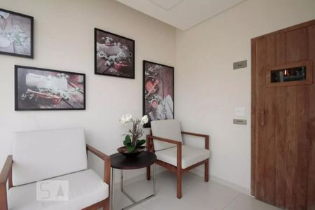 Apartamento à venda com 74m², 2 quartos e 2 vagasÁrea comum 