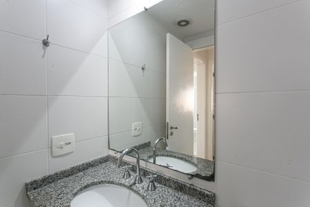 Apartamento à venda com 74m², 2 quartos e 2 vagasBanheiro Social