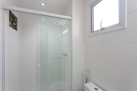 Apartamento à venda com 74m², 2 quartos e 2 vagasBanheiro da Suíte