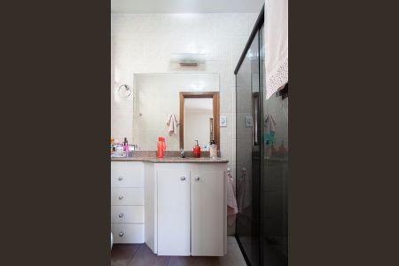 Apartamento à venda com 170m², 3 quartos e 2 vagas Apartamento à venda com 170m², 3 quartos e 2 vagasBanheiro da Suíte