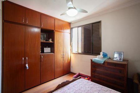 Apartamento à venda com 170m², 3 quartos e 2 vagas Apartamento à venda com 170m², 3 quartos e 2 vagasSuíte