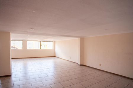 Apartamento à venda com 170m², 3 quartos e 2 vagas Apartamento à venda com 170m², 3 quartos e 2 vagasÁrea comum - Salão de festas