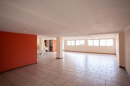 Apartamento à venda com 170m², 3 quartos e 2 vagas Apartamento à venda com 170m², 3 quartos e 2 vagasÁrea comum - Salão de festas
