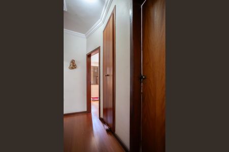 Apartamento à venda com 170m², 3 quartos e 2 vagas Apartamento à venda com 170m², 3 quartos e 2 vagasCorredor