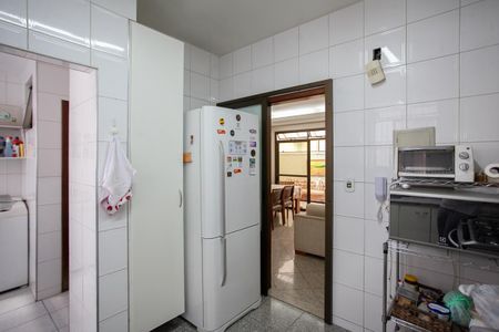 Apartamento à venda com 170m², 3 quartos e 2 vagas Apartamento à venda com 170m², 3 quartos e 2 vagasCozinha