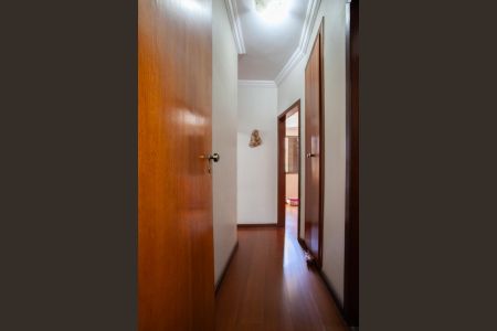 Apartamento à venda com 170m², 3 quartos e 2 vagas Apartamento à venda com 170m², 3 quartos e 2 vagasCorredor