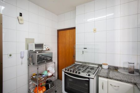 Apartamento à venda com 170m², 3 quartos e 2 vagas Apartamento à venda com 170m², 3 quartos e 2 vagasCozinha