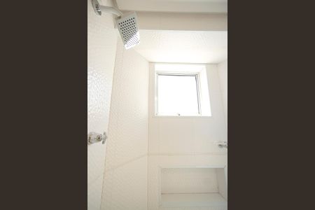 Apartamento à venda com 94m², 3 quartos e 2 vagas Apartamento à venda com 94m², 3 quartos e 2 vagasChuveiro