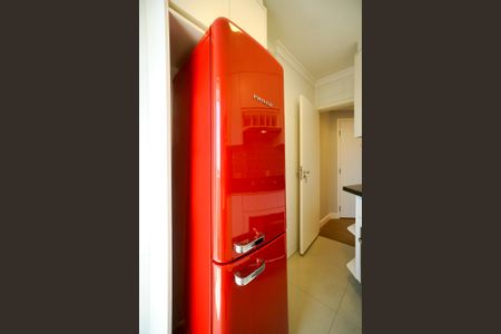 Apartamento à venda com 94m², 3 quartos e 2 vagas Apartamento à venda com 94m², 3 quartos e 2 vagasGeladeira