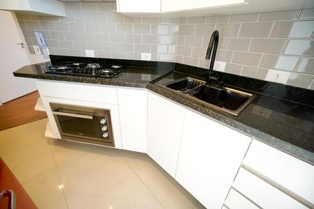 Apartamento à venda com 94m², 3 quartos e 2 vagas Apartamento à venda com 94m², 3 quartos e 2 vagasPia e cooktop