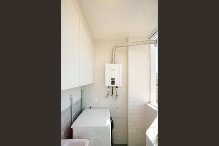 Apartamento à venda com 94m², 3 quartos e 2 vagas Apartamento à venda com 94m², 3 quartos e 2 vagasÁrea de serviço