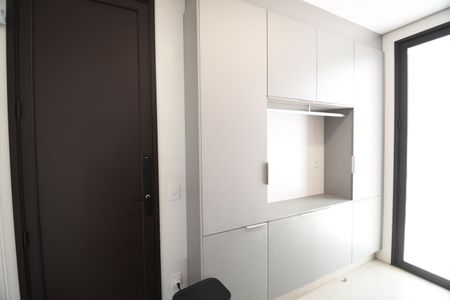 Casa de condomínio à venda com 380m², 3 quartos e 4 vagasÁrea de Serviço