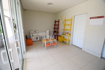 Casa de condomínio à venda com 380m², 3 quartos e 4 vagasBrinquedoteca