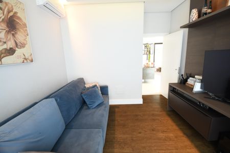 Casa de condomínio à venda com 380m², 3 quartos e 4 vagasSala de TV