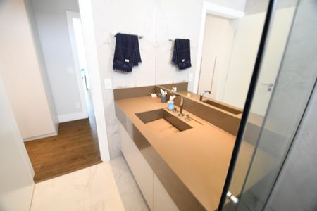 Casa de condomínio à venda com 380m², 3 quartos e 4 vagasBanheiro Suíte