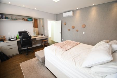 Casa de condomínio à venda com 380m², 3 quartos e 4 vagasQuarto 3 - Suíte