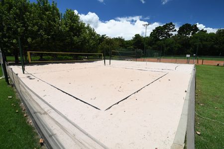 Casa de condomínio à venda com 380m², 3 quartos e 4 vagasQuadra 