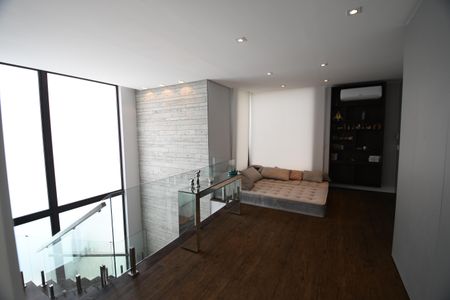 Casa de condomínio à venda com 380m², 3 quartos e 4 vagasMezanino