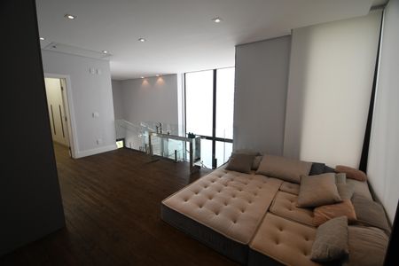 Casa de condomínio à venda com 380m², 3 quartos e 4 vagasMezanino