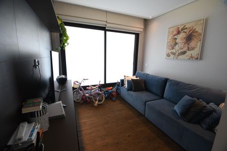 Casa de condomínio à venda com 380m², 3 quartos e 4 vagasSala de TV