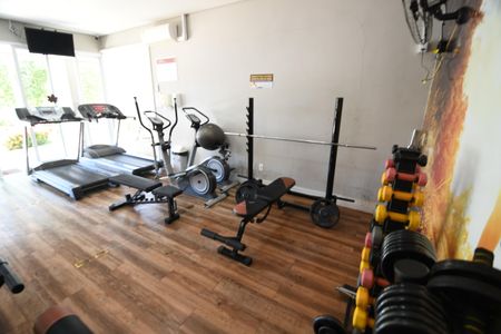 Casa de condomínio à venda com 380m², 3 quartos e 4 vagasÁrea comum - Academia