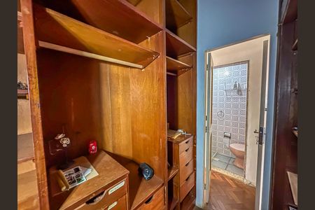 Apartamento à venda com 98m², 3 quartos e sem vagaCloset do quarto 2