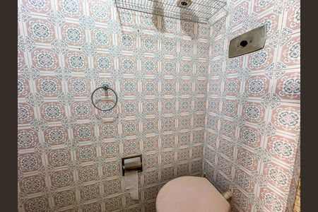 Apartamento à venda com 98m², 3 quartos e sem vagaBanheiro do Quarto 2