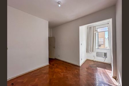Apartamento à venda com 98m², 3 quartos e sem vagaQuarto