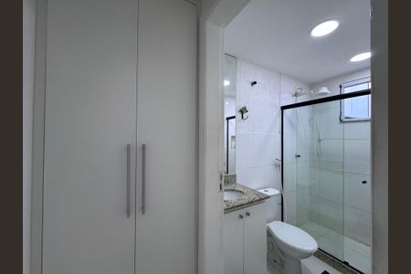 Casa de condomínio à venda com 315m², 4 quartos e 4 vagasSuíte - Banheiro