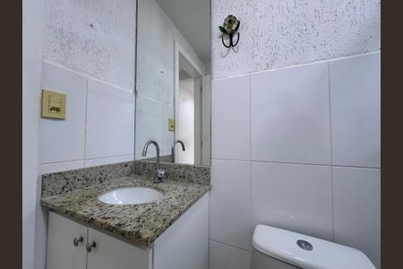 Casa de condomínio à venda com 315m², 4 quartos e 4 vagasSuíte - Banheiro