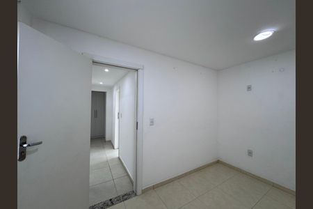 Casa de condomínio à venda com 315m², 4 quartos e 4 vagasQuarto 1