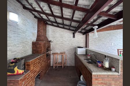 Casa de condomínio à venda com 315m², 4 quartos e 4 vagasÁrea externa