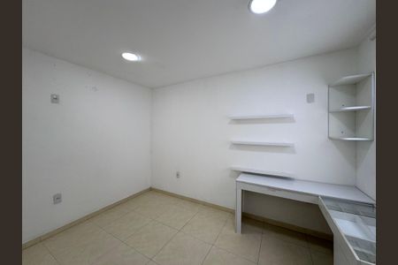 Casa de condomínio à venda com 315m², 4 quartos e 4 vagasQuarto 1