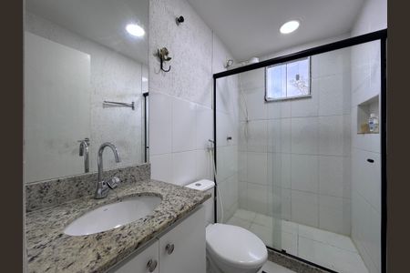 Casa de condomínio à venda com 315m², 4 quartos e 4 vagasSuíte - Banheiro