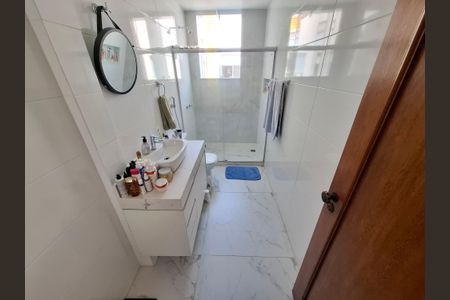 Apartamento à venda com 90m², 2 quartos e sem vagaBanheiro