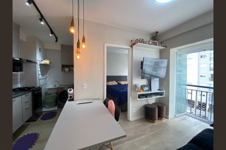 Sala de apartamento à venda com 2 quartos, 38m² em Vila Invernada, São Paulo