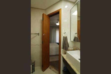 Apartamento à venda com 90m², 3 quartos e 2 vagasBanheiro Suíte 