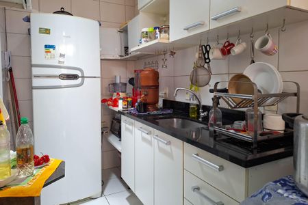 Apartamento à venda com 64m², 2 quartos e sem vagaCozinha