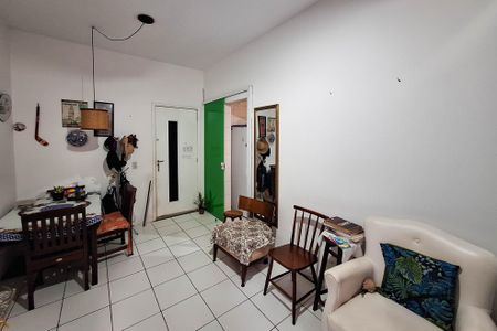 Apartamento à venda com 64m², 2 quartos e sem vagaSala