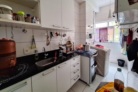 Apartamento à venda com 64m², 2 quartos e sem vagaCozinha