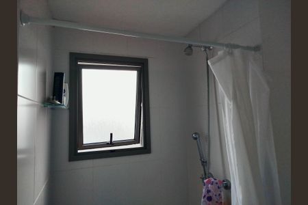 Apartamento à venda com 83m², 2 quartos e 1 vagaBanheiro da Suíte