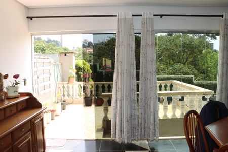 Casa de condomínio para alugar com 320m², 3 quartos e 4 vagasÁrea comum